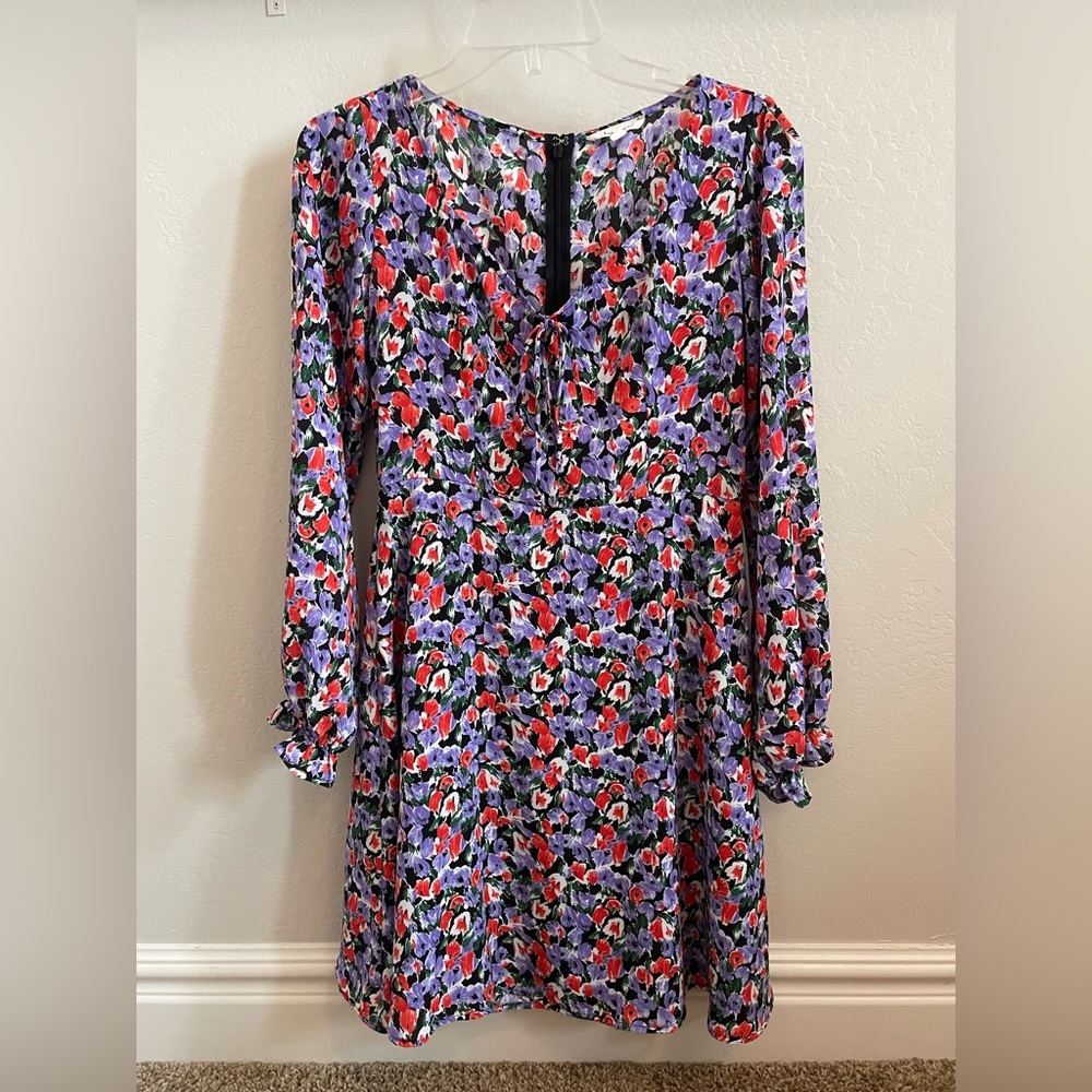 Floral mini dress sweetheart neckline